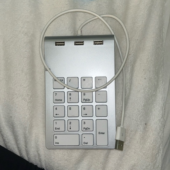 USB Laptop Number Pad - Picture 1 of 2